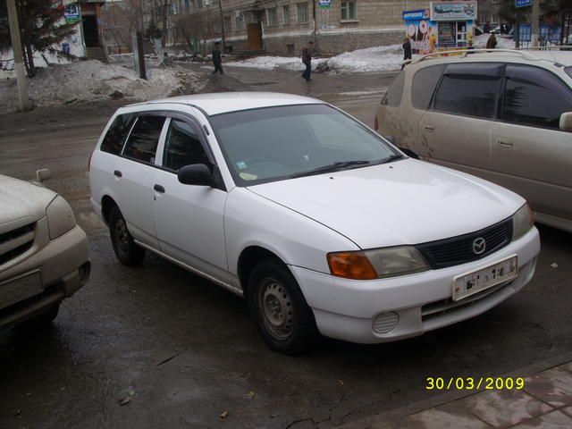 1999 Mazda Familia