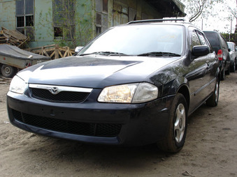 1999 Mazda Familia Pictures