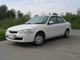 1999 Mazda Familia Pictures