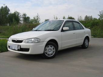 1999 Mazda Familia Photos