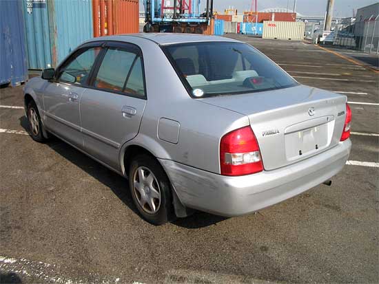 1999 Mazda Familia Pictures