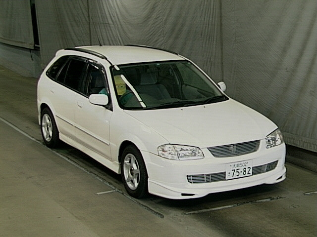 1999 Mazda Familia Pictures