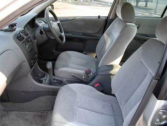 1999 Mazda Familia Photos
