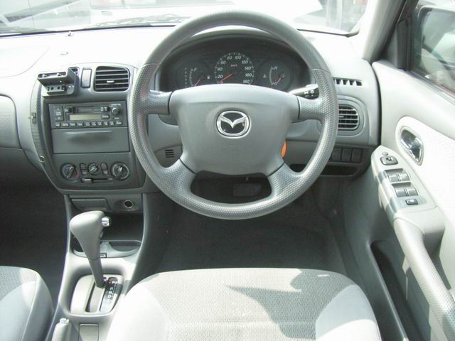 1999 Mazda Familia Images