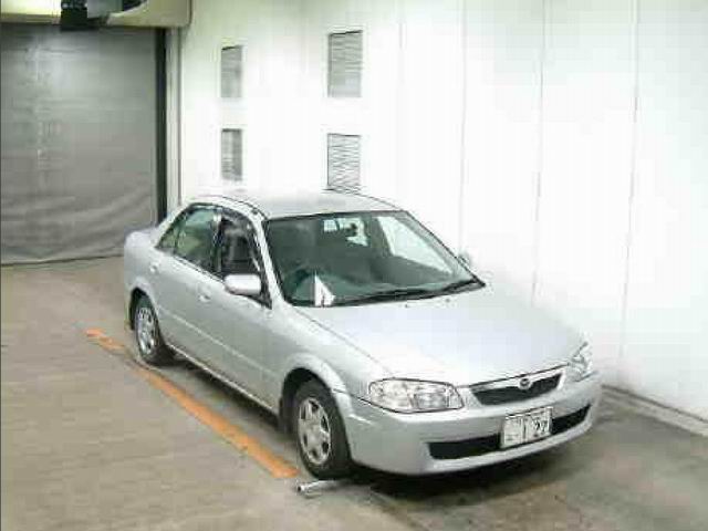 1999 Mazda Familia Pictures