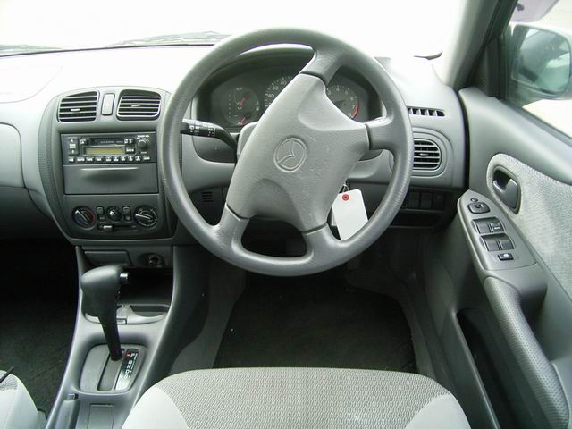 1999 Mazda Familia Photos