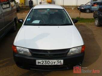 1999 Mazda Familia Pictures