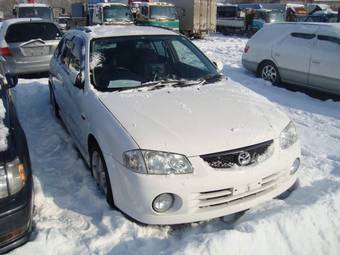 1999 Mazda Familia Images