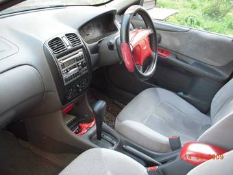 1999 Mazda Familia Photos