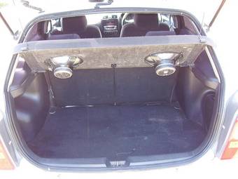 1999 Mazda Familia Photos