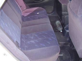 1999 Mazda Familia Photos