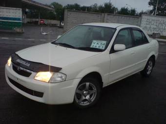 1999 Mazda Familia Pictures