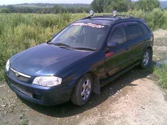 1999 Mazda Familia Images