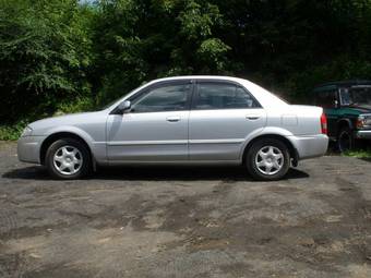 1999 Mazda Familia Photos