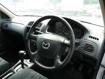 1999 Mazda Familia Pictures