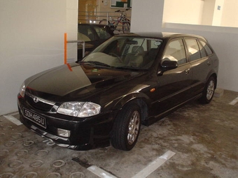 2000 Mazda Familia