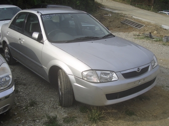 2000 Mazda Familia