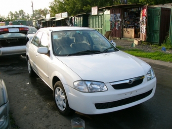 2000 Mazda Familia