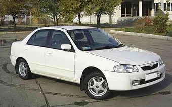 2000 Mazda Familia