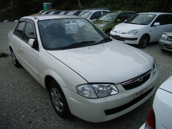 2000 Mazda Familia