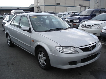 2000 Mazda Familia