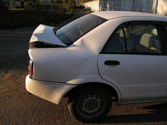 2000 Mazda Familia