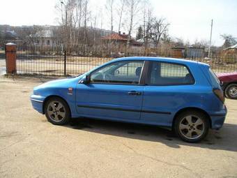 2000 Mazda Familia