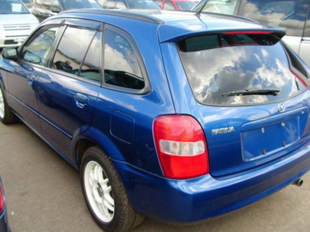 2000 Mazda Familia