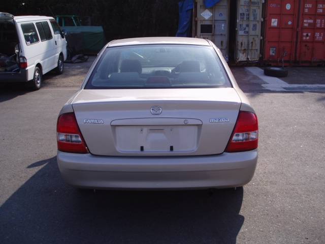 2000 Mazda Familia