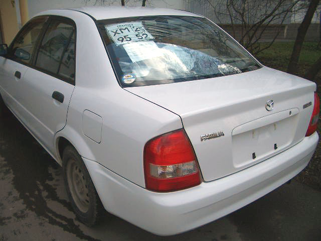 2000 Mazda Familia