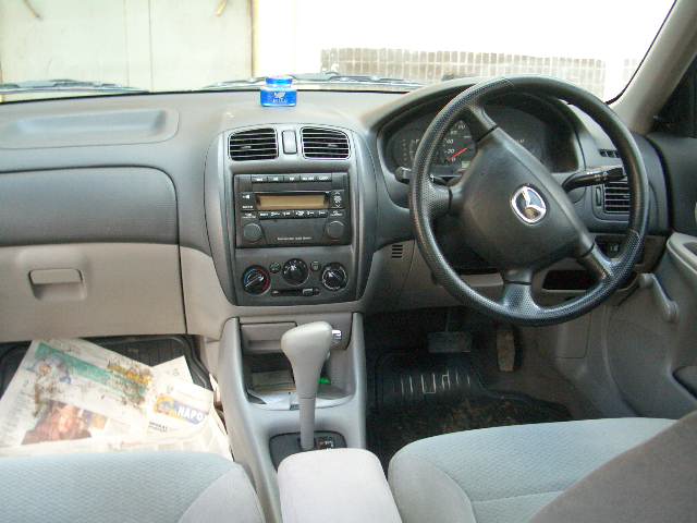 2000 Mazda Familia