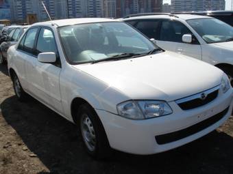 2000 Mazda Familia