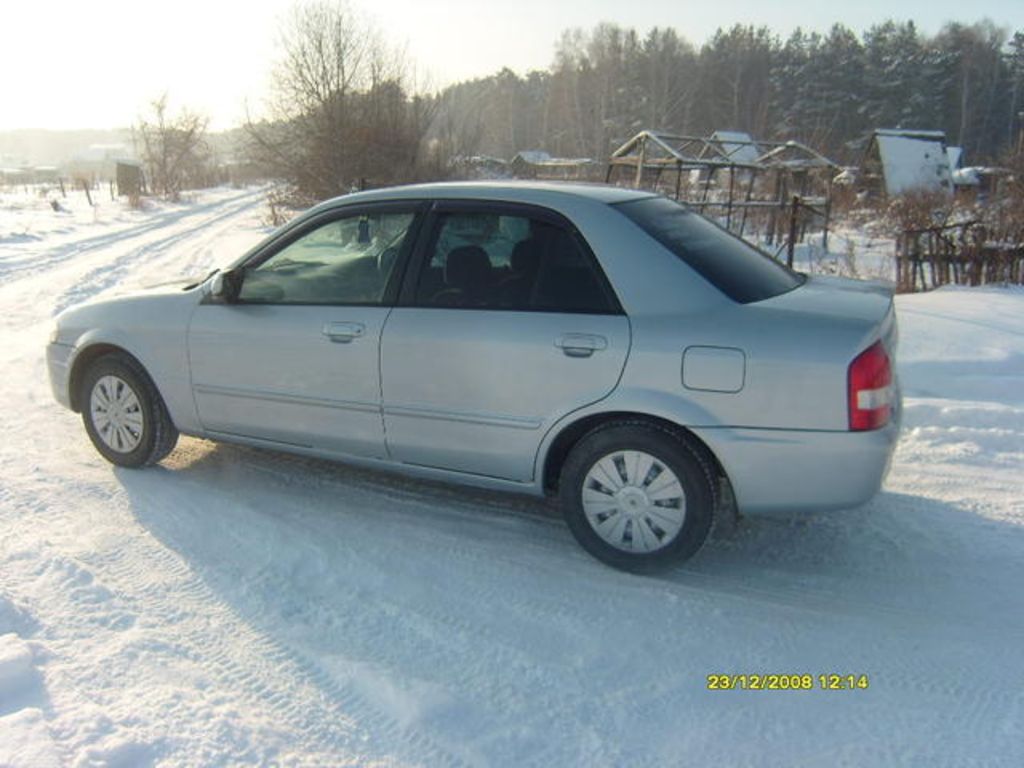 2000 Mazda Familia
