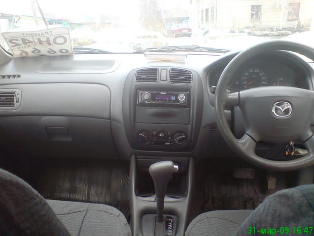 2000 Mazda Familia