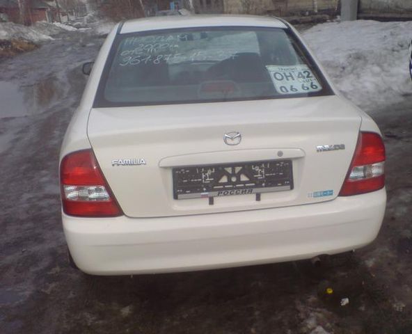 2000 Mazda Familia