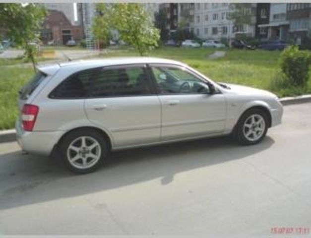 2000 Mazda Familia