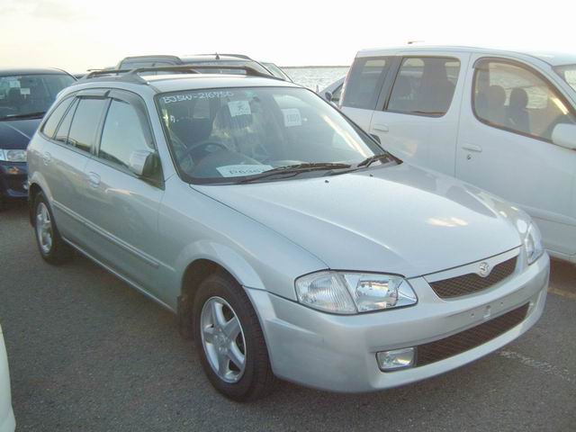 2000 Mazda Familia Pics