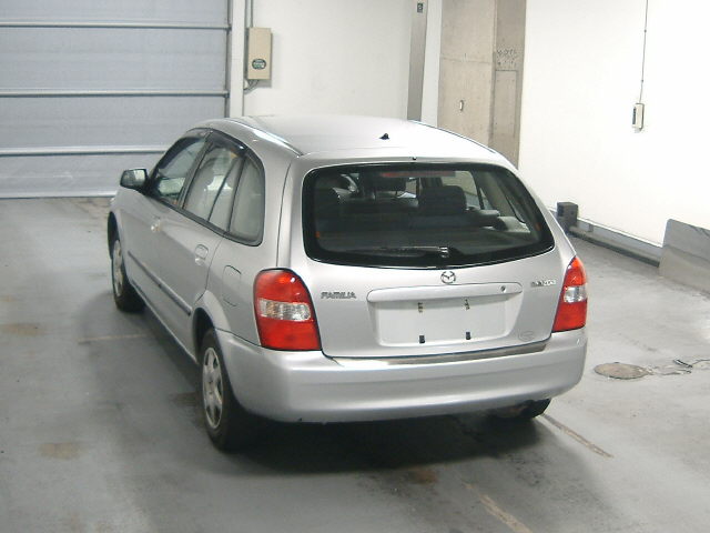 2000 Mazda Familia Photos