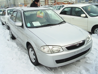 2000 Mazda Familia