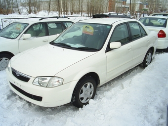 2000 Mazda Familia