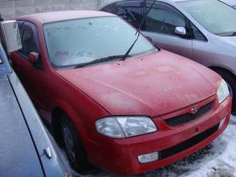 2000 Mazda Familia Pics