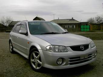 2000 Mazda Familia Pictures