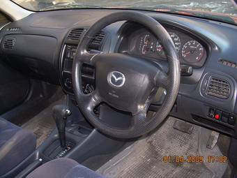 2000 Mazda Familia Pictures