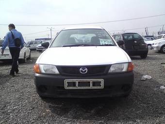 2000 Mazda Familia Pictures