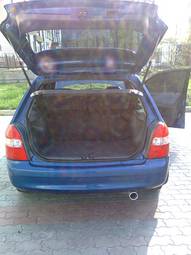 2000 Mazda Familia Pictures