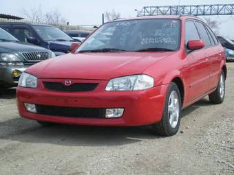 2000 Mazda Familia Pictures