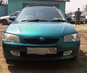 2000 Mazda Familia Photos