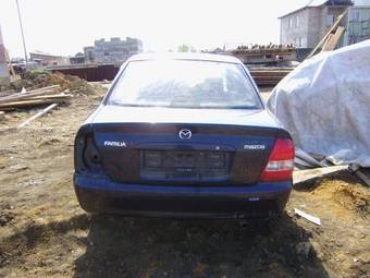 2000 Mazda Familia Pictures