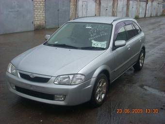 2000 Mazda Familia Photos