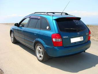 2000 Mazda Familia Photos